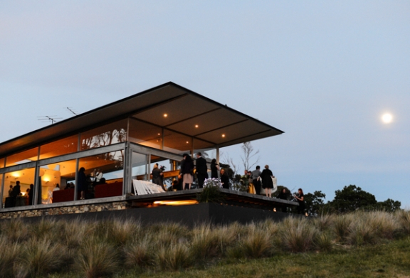 avalon-coastal-retreat-wedding-tasmania-fiona-vail_24 (2)