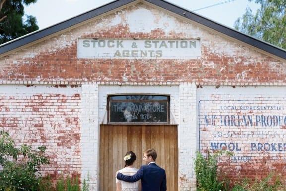 A low key wedding at Bank Street, Avenel | Glass Slipper Photography