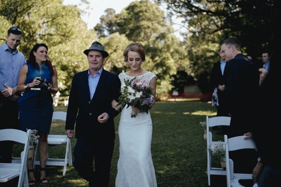 A rustic cabin wedding in Queensland's Hidden Valley | Photography by SB Creative Co.