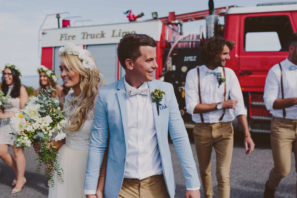 2015's best gressed grooms / tan chinos and pale blue jacket