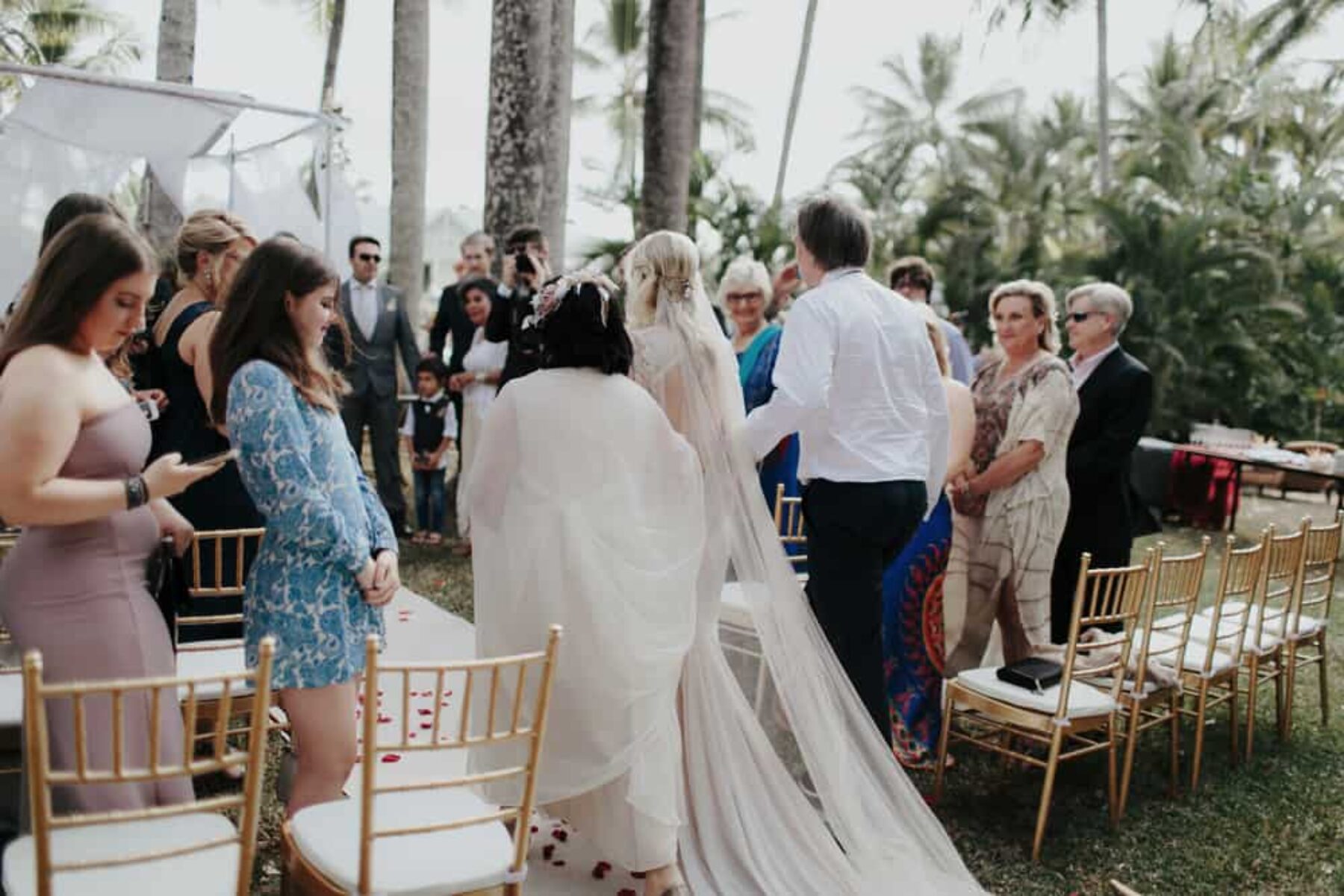 Bohemian tipi wedding at Sheraton Mirage, Port Douglas / Photography by Oli Sanson