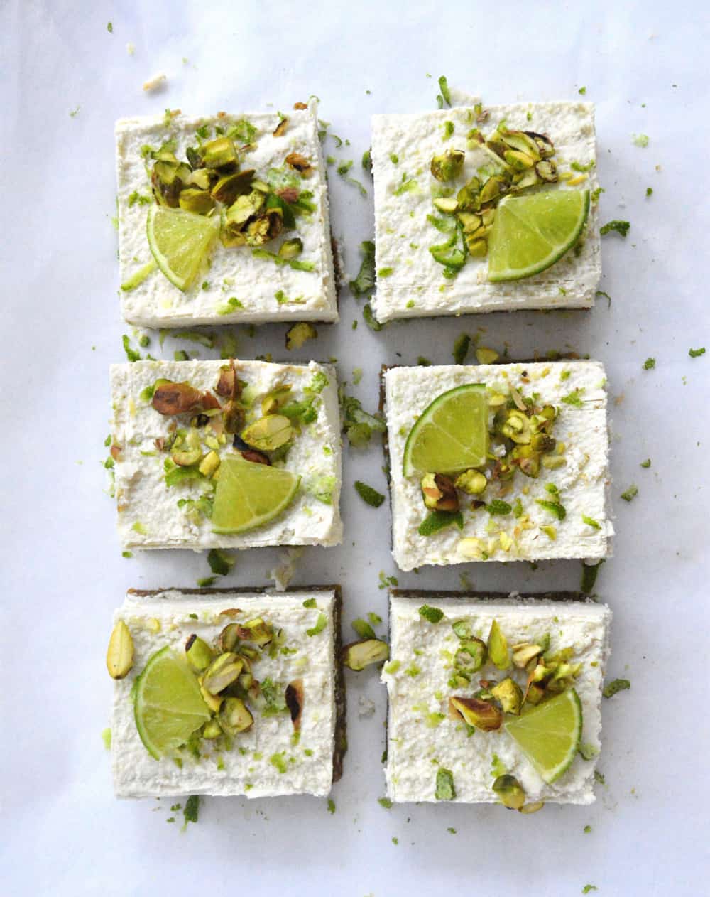 Raw vegan lime cheesecakes by Life of Goodness / 10 clean-eating food bloggers we love