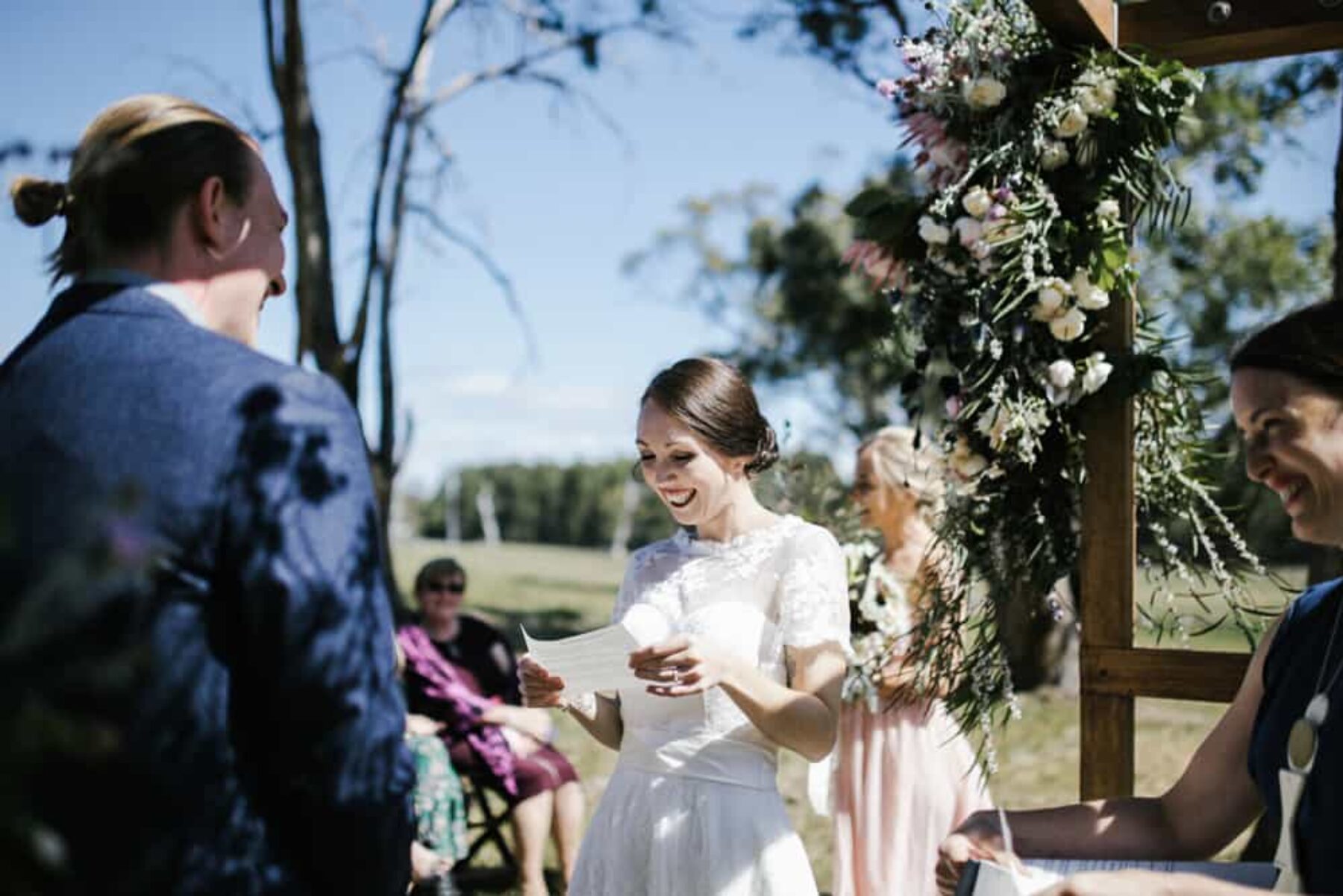Rustic barn wedding in Kyneton Victoria / Photography by Brown Paper Parcel