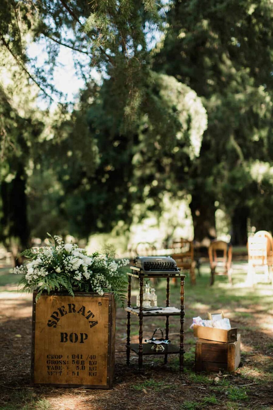 Vintage wedding at Duntryleague Mansion / Photography by Jo Bartholomew