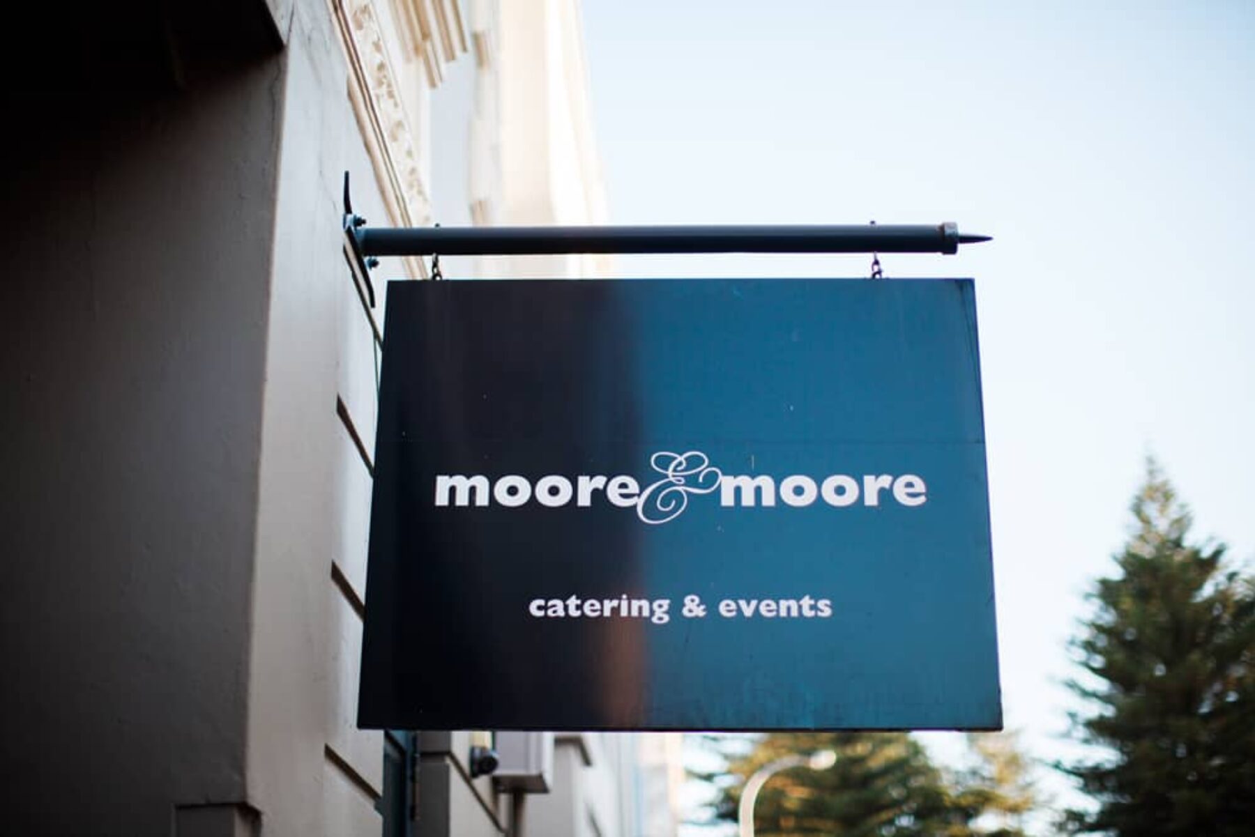 Relaxed Fremantle wedding at Moore & Moore