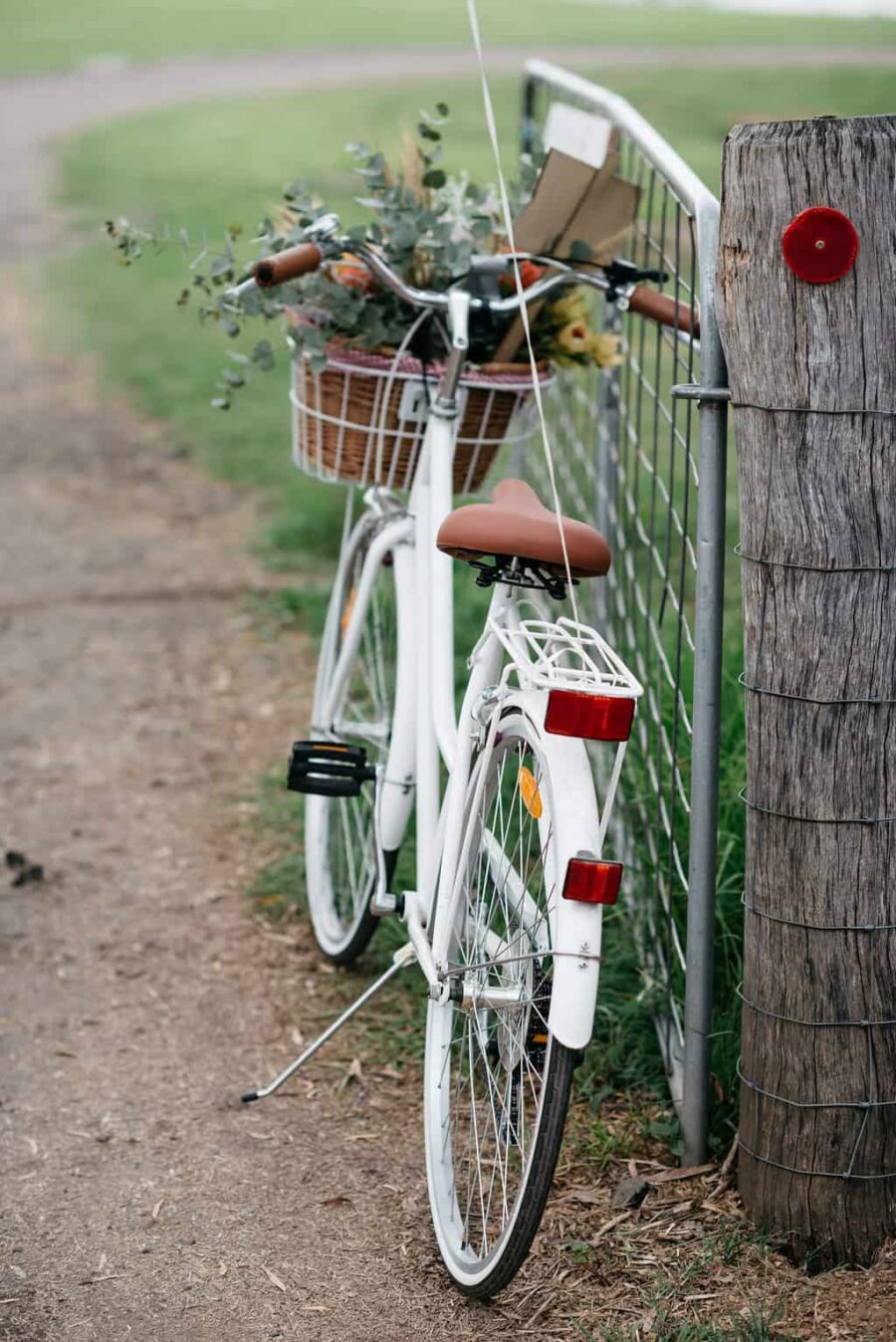 DIY Australiana wedding at Camden Town Farm – photography by Studio Something