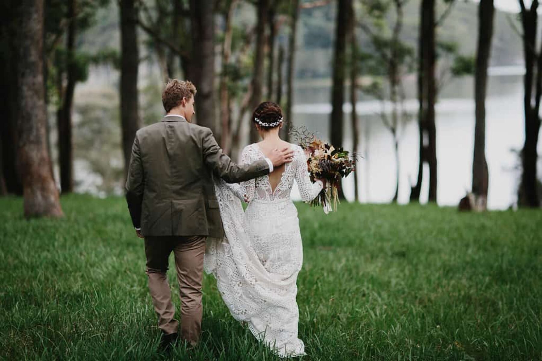 Autumn weddng at Cupitt's Winery Ulladulla / Photography by Jimmy Raper