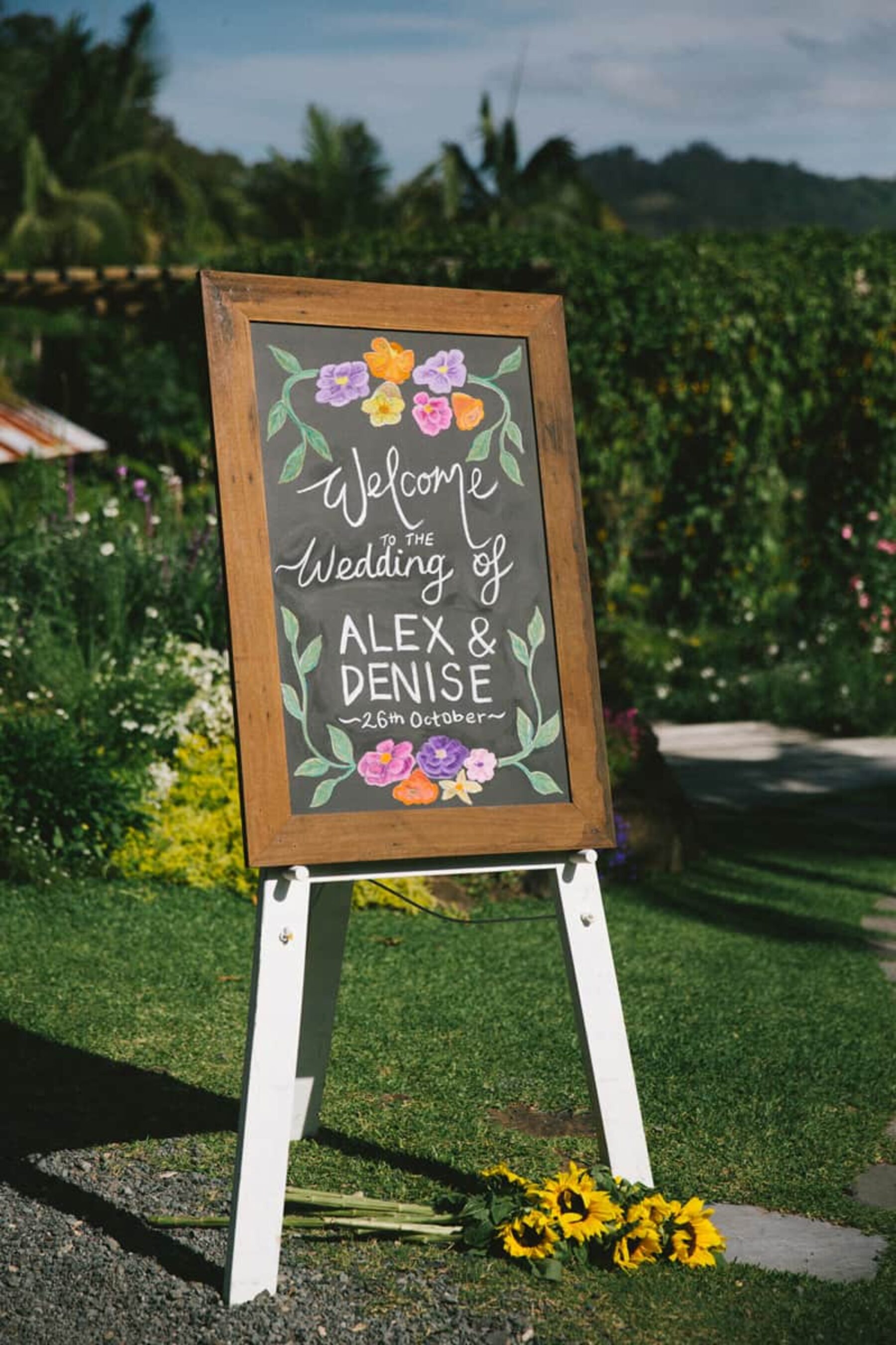 Rainforest wedding at Secrets on the Lake