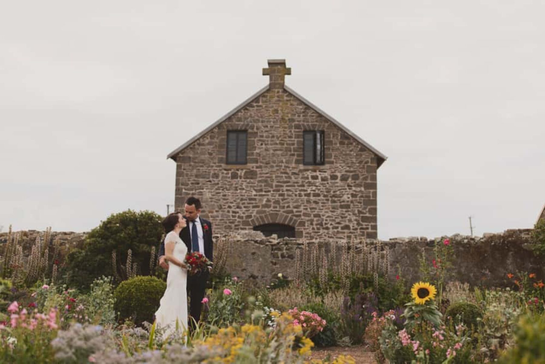 Rustic wedding at Highfield House Tasmania