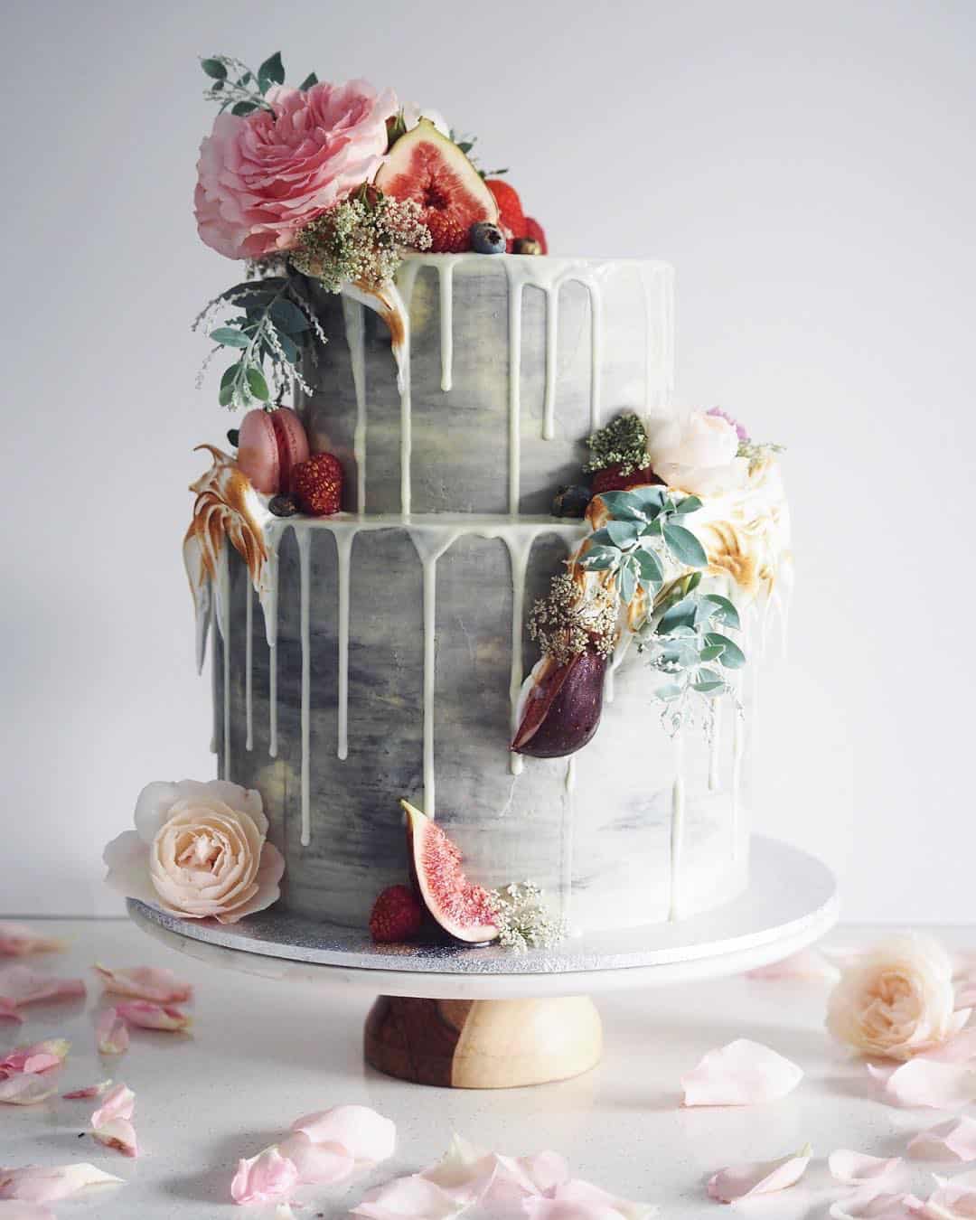 watercolour drip cake by Sydney baker Cordy's Cakes