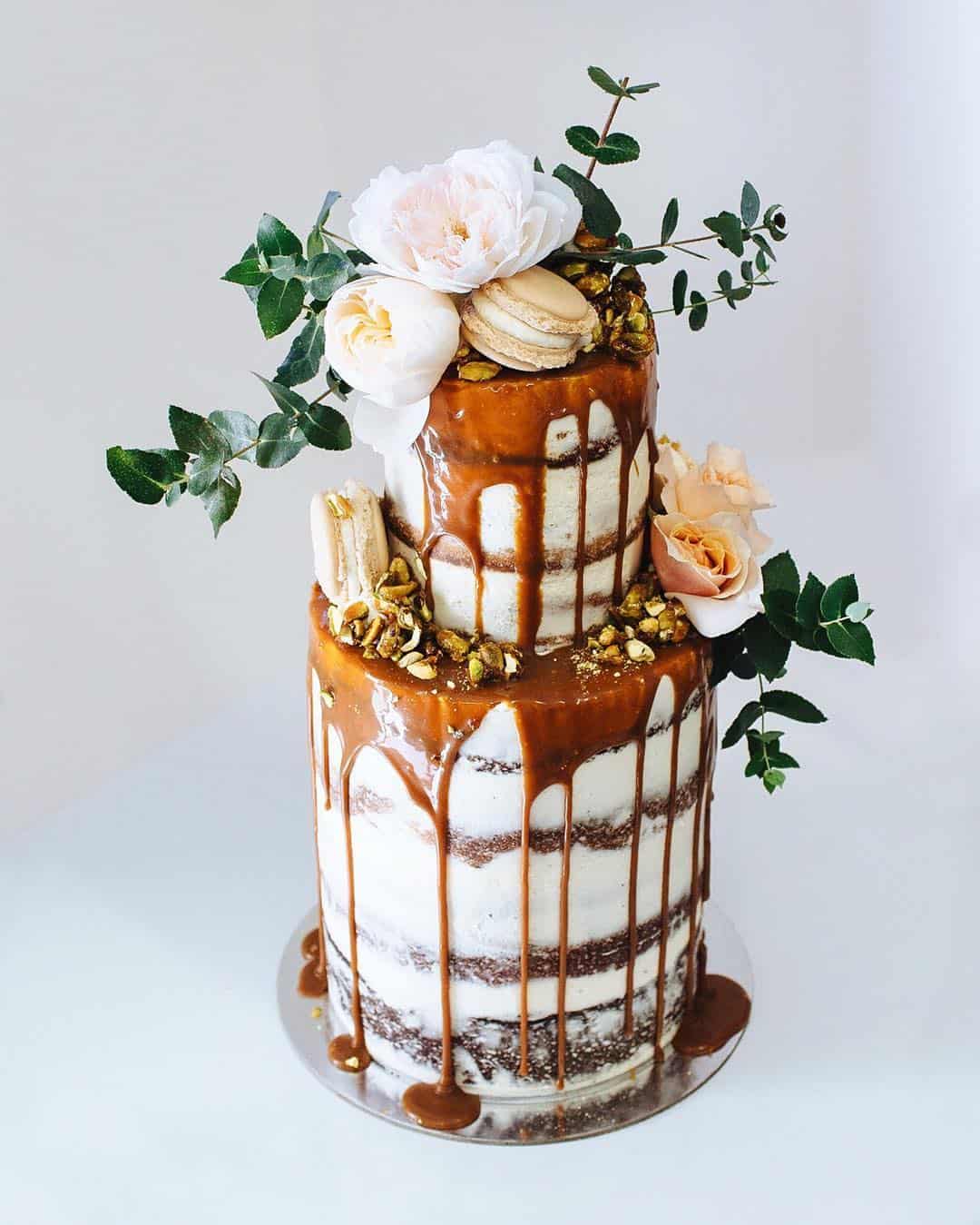 caramel drip layer cake by Sunshine Coast bakery Tome