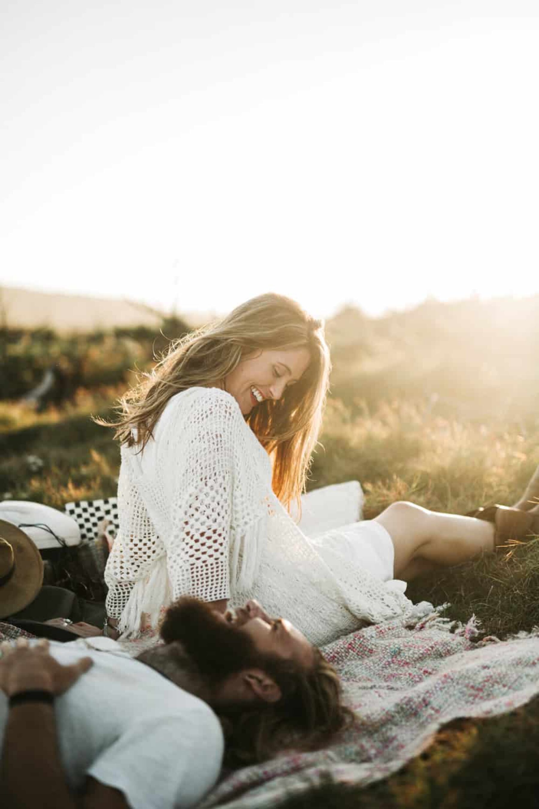 boho beach engagement shoot - photography by Keegan Cronin