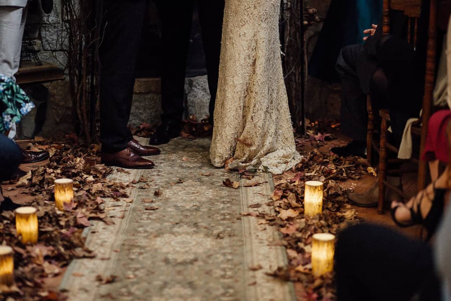 Quirky DIY wedding on a budget - photography by Fiona Vail