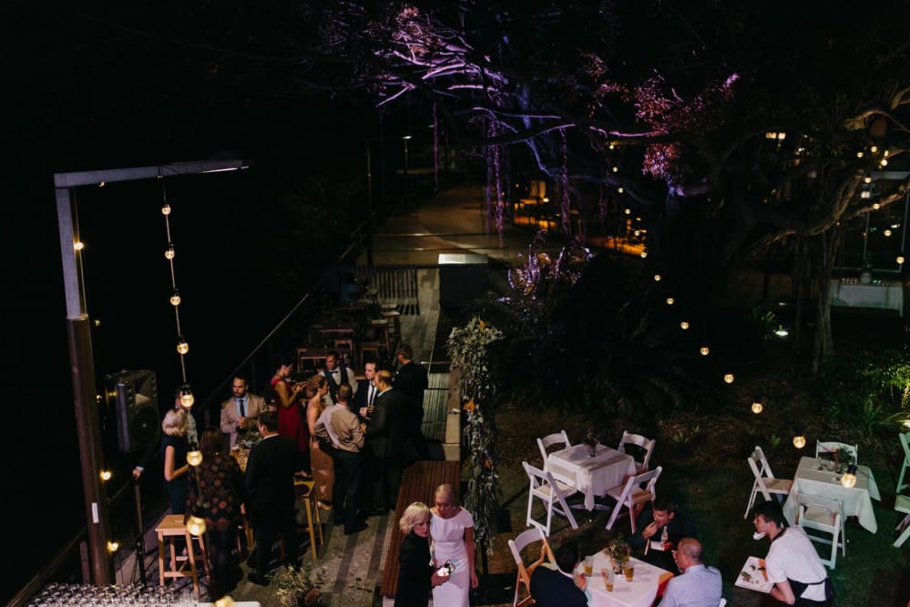 Modern Townsville wedding at A Touch of Salt Restaurant