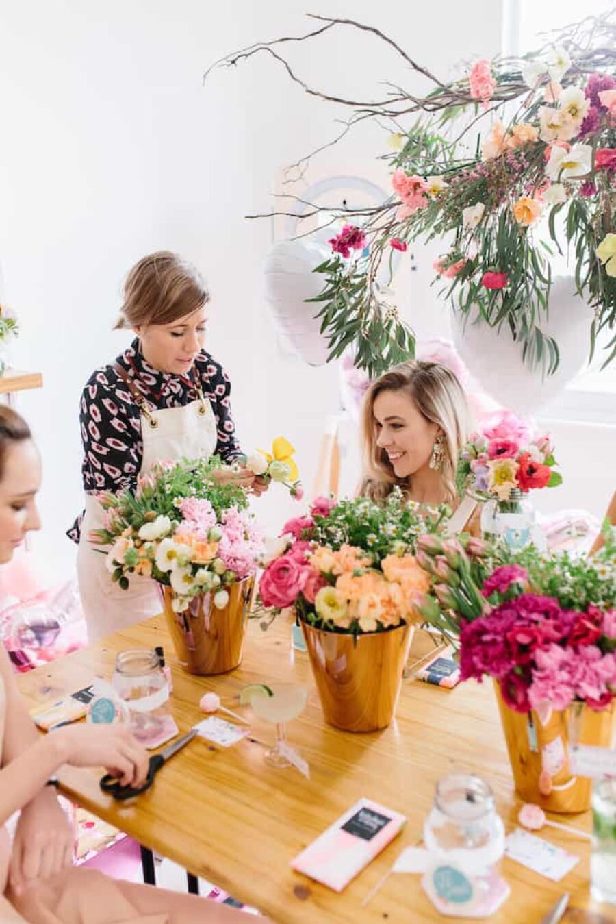 posy-making workshop with Hi Petal