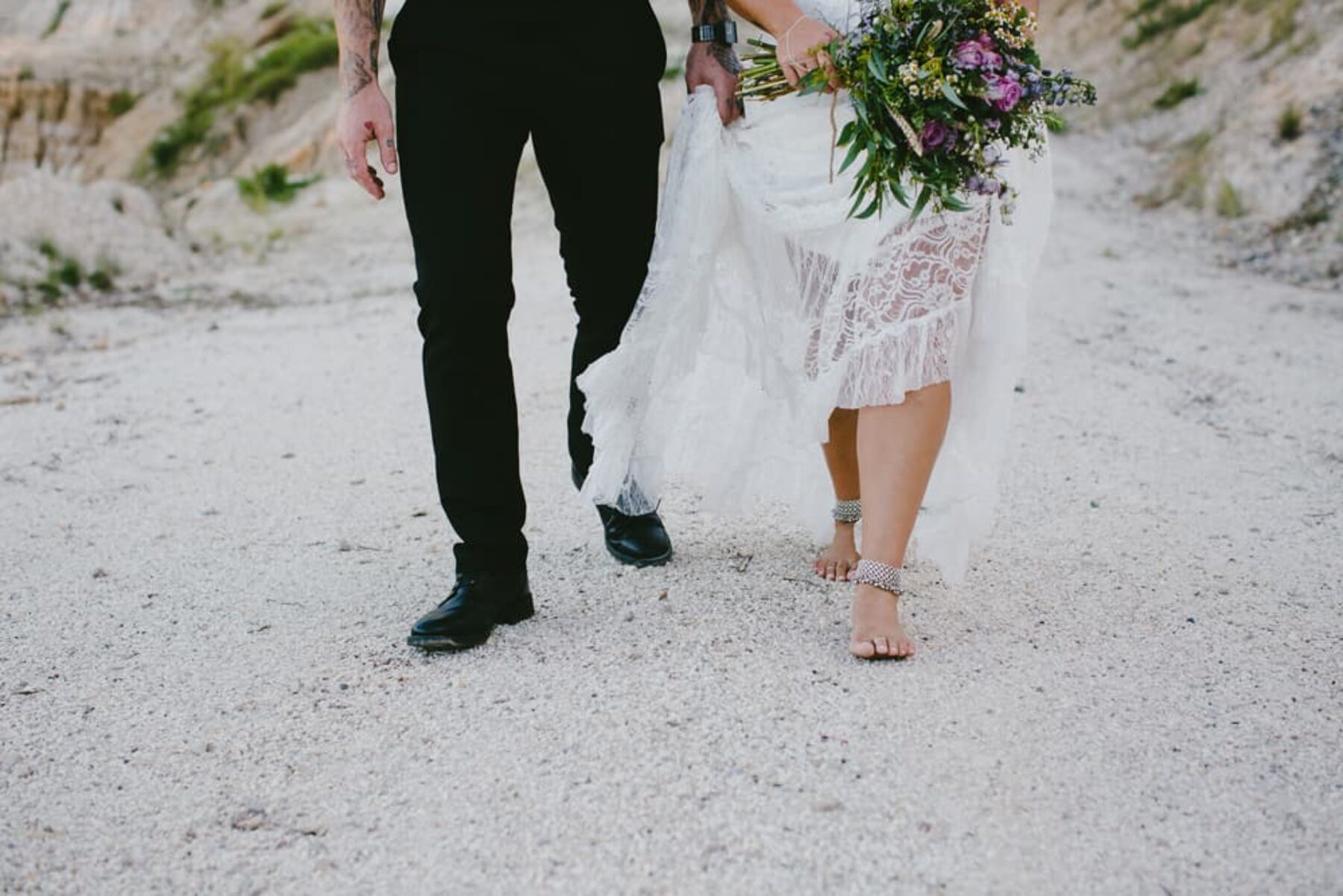 relaxed Byron Bay wedding fest - photography by Bonnie Jenkins