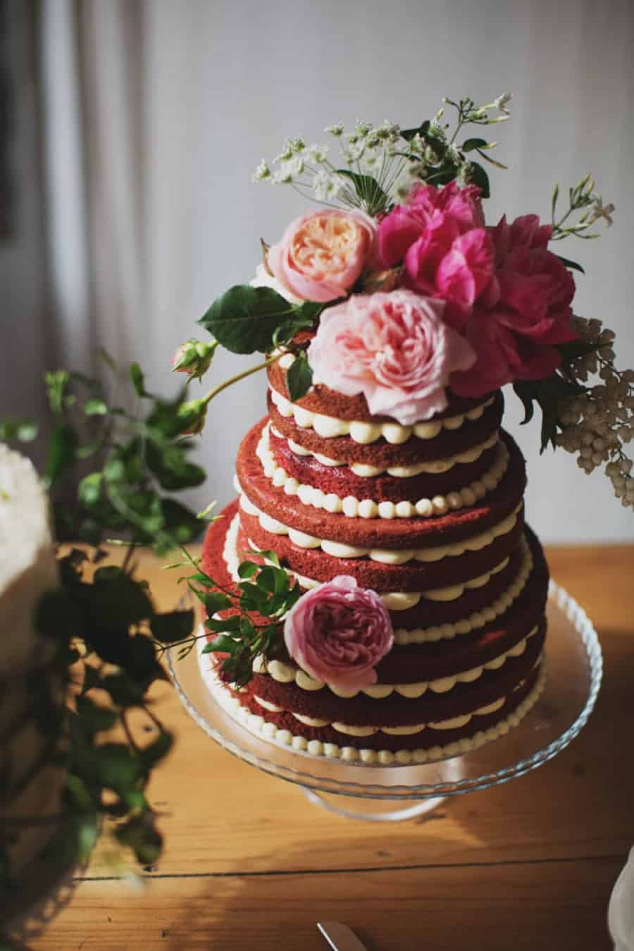 Best wedding cakes of 2016 - red velvet cake
