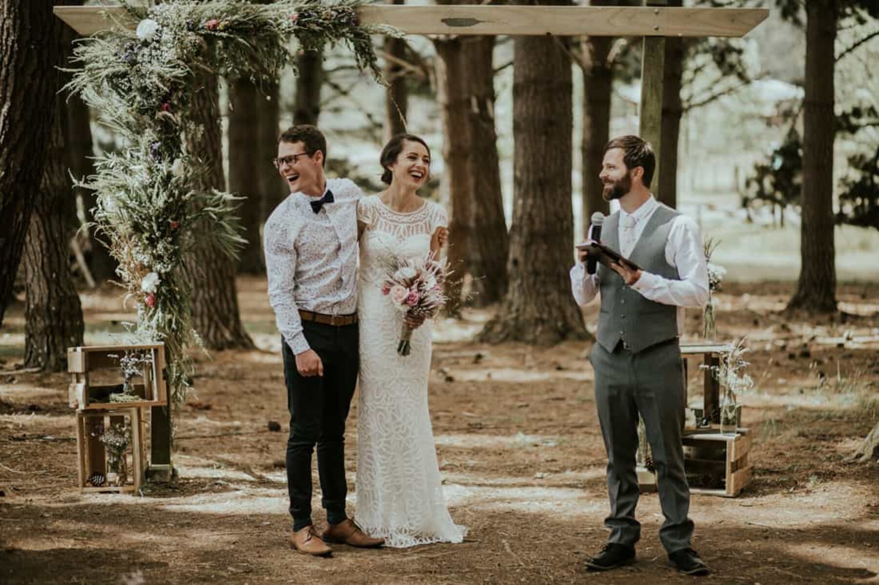 DIY forest wedding in Waimauku NZ - photography by Amy Kate