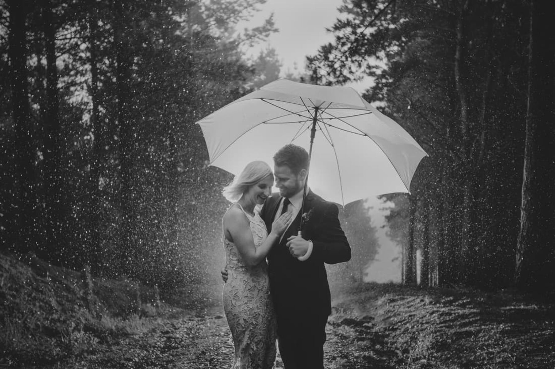 Raglan forest elopement - photography by Ruth Gilmour
