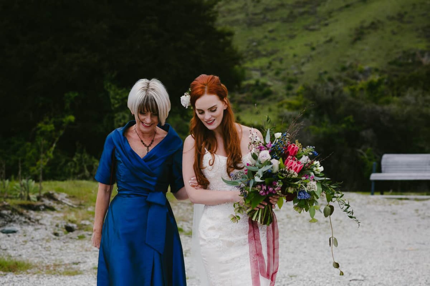 Majestic Lake Wanaka wedding by Bonnie Jenkins Photography