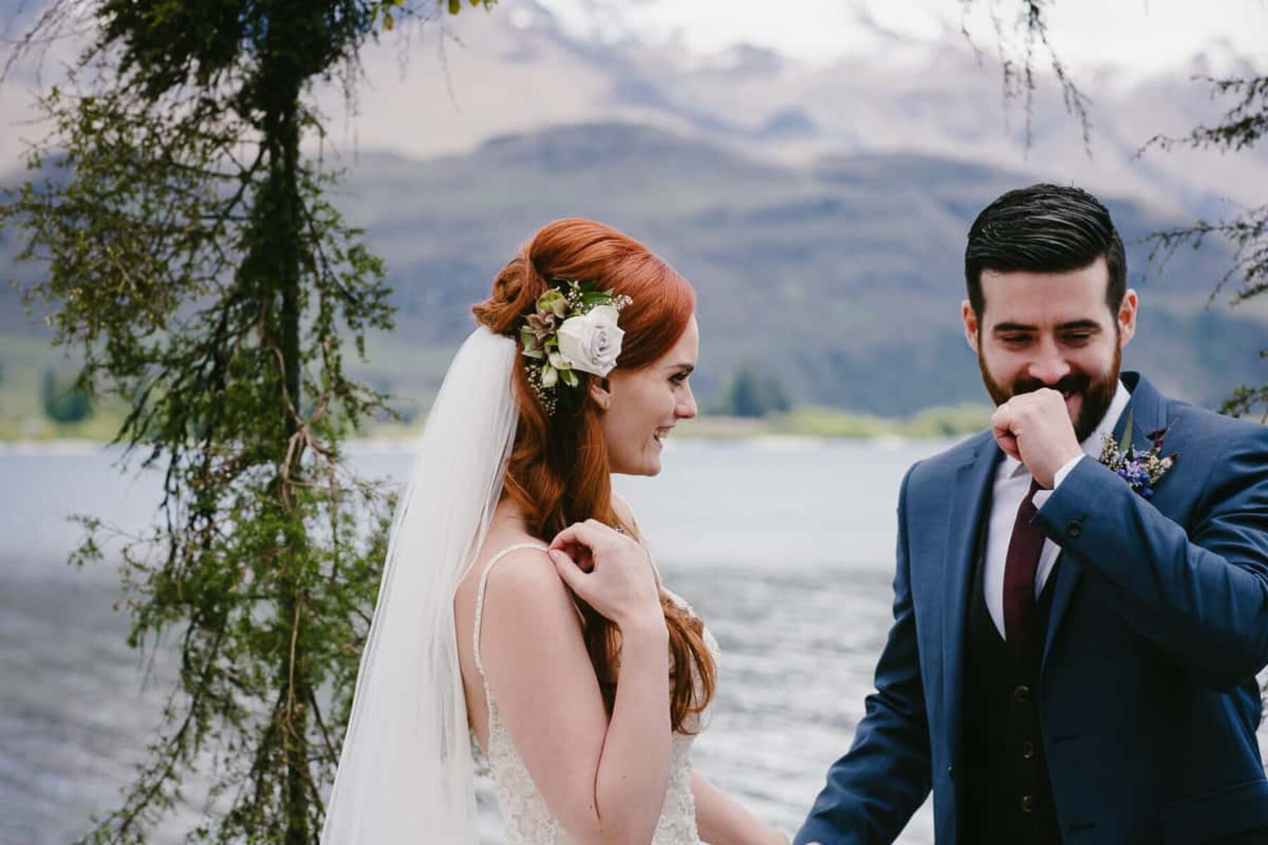 Majestic Lake Wanaka wedding by Bonnie Jenkins Photography