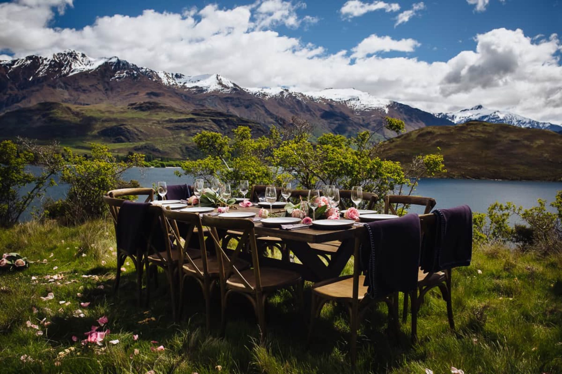 Majestic Lake Wanaka wedding by Bonnie Jenkins Photography