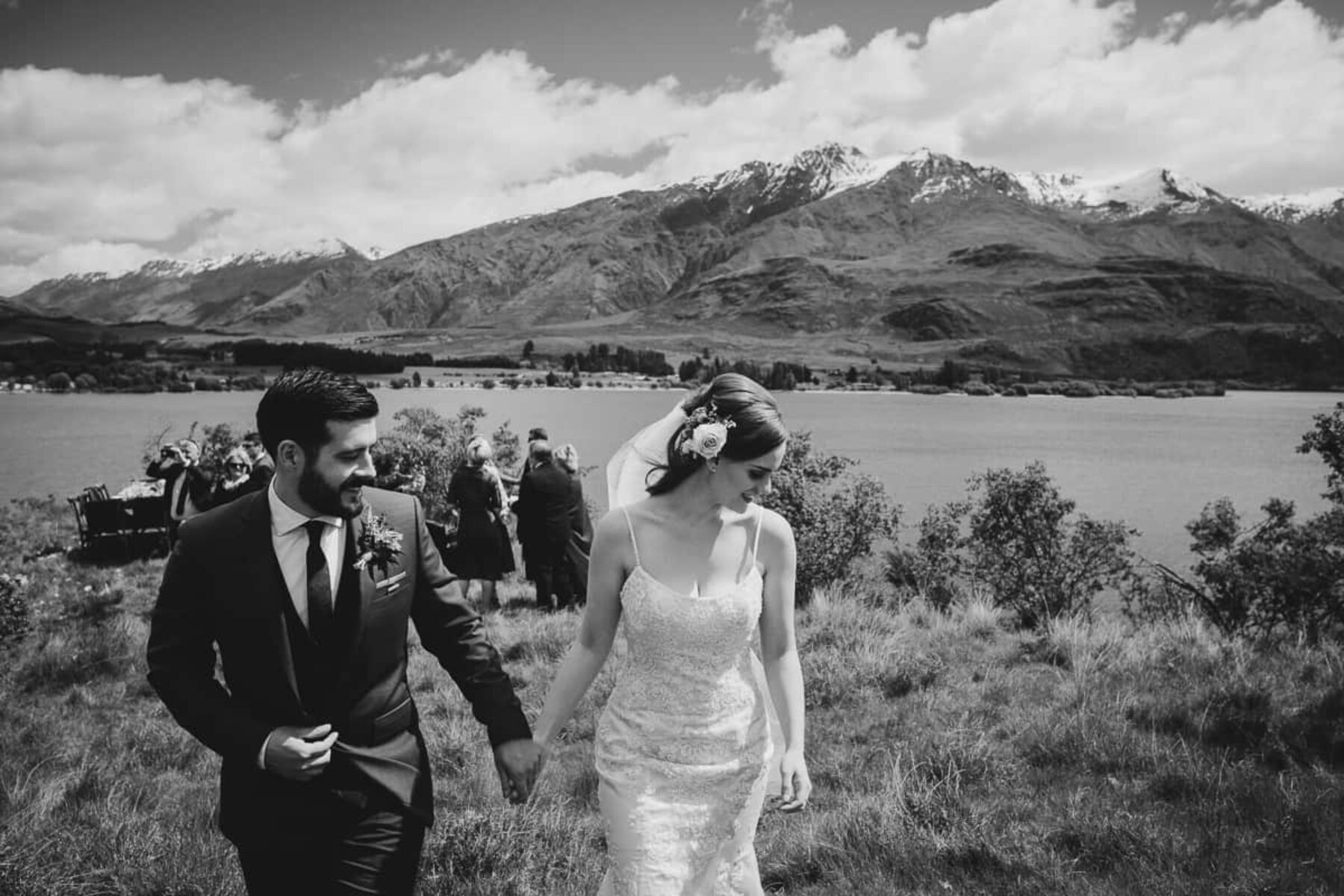 Majestic Lake Wanaka wedding by Bonnie Jenkins Photography