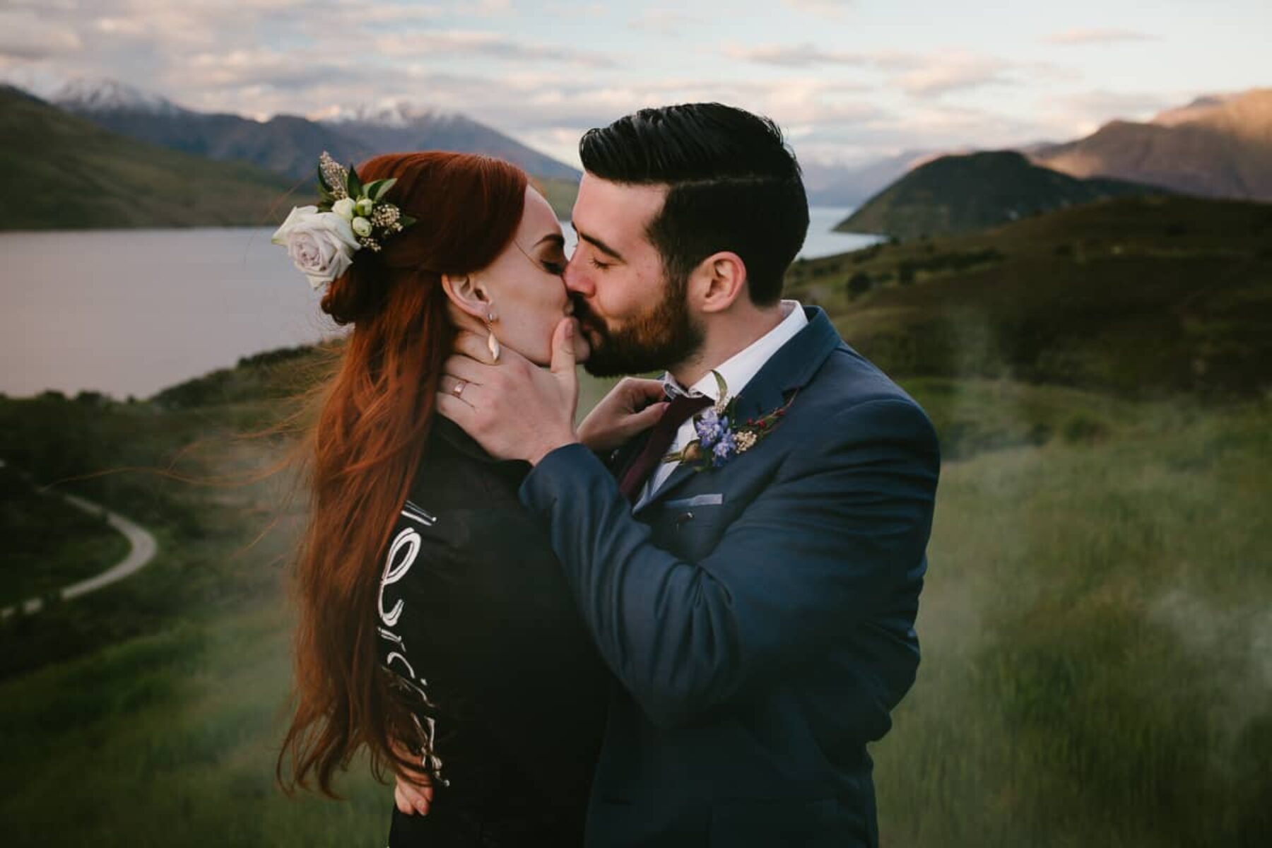 Majestic Lake Wanaka wedding by Bonnie Jenkins Photography