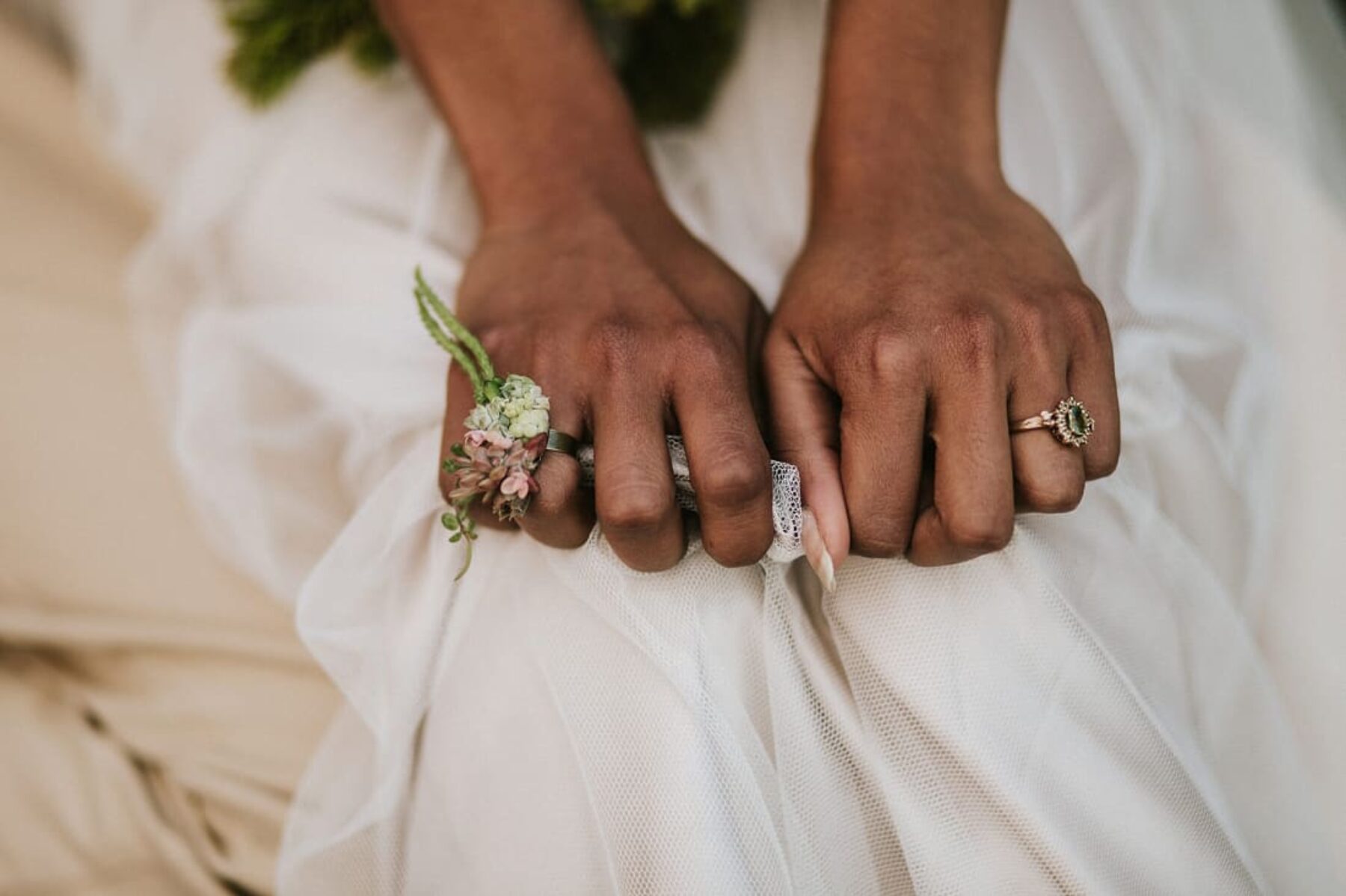 floral corsage ring