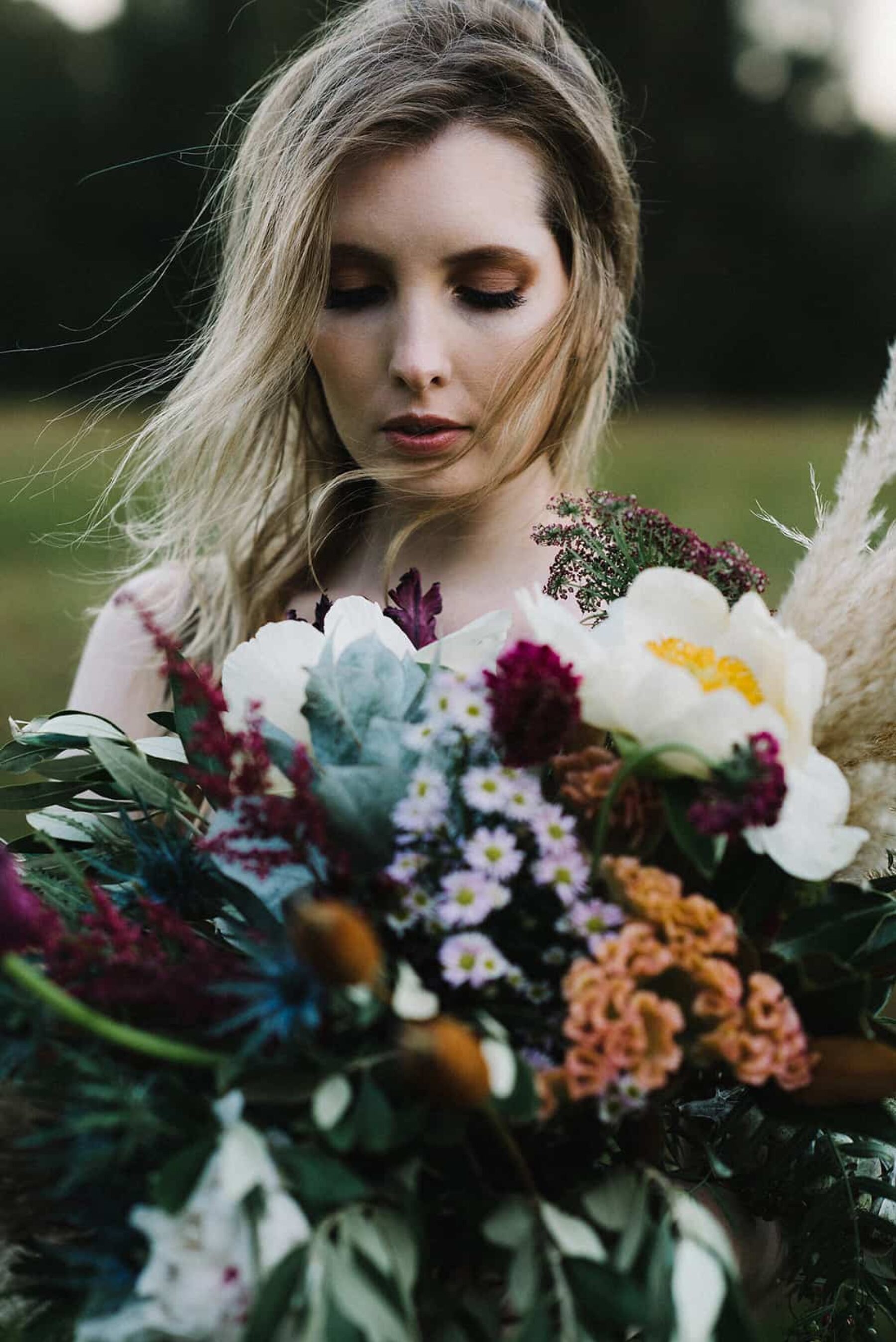 wild oversize bouquet with pampas grass and bullrushes