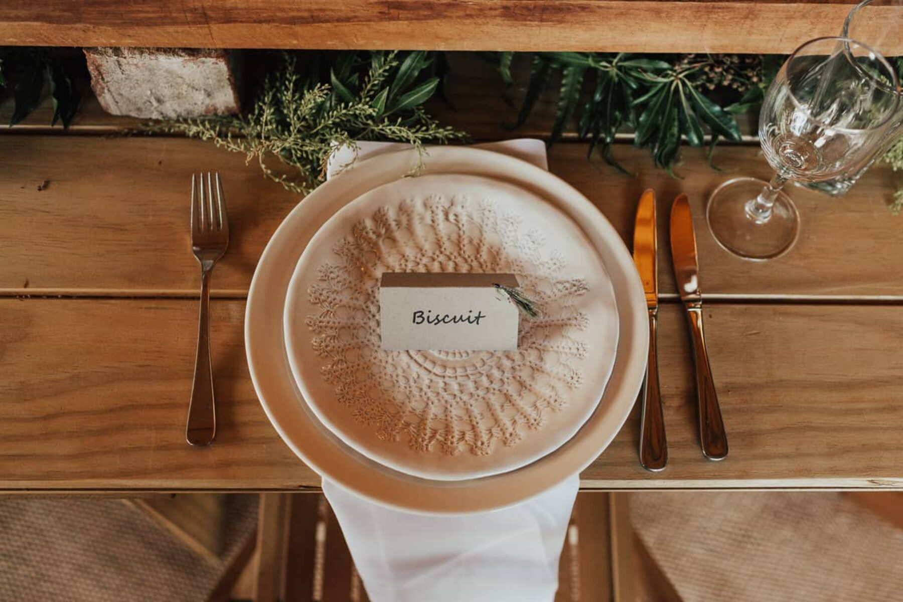 rustic wedding table setting