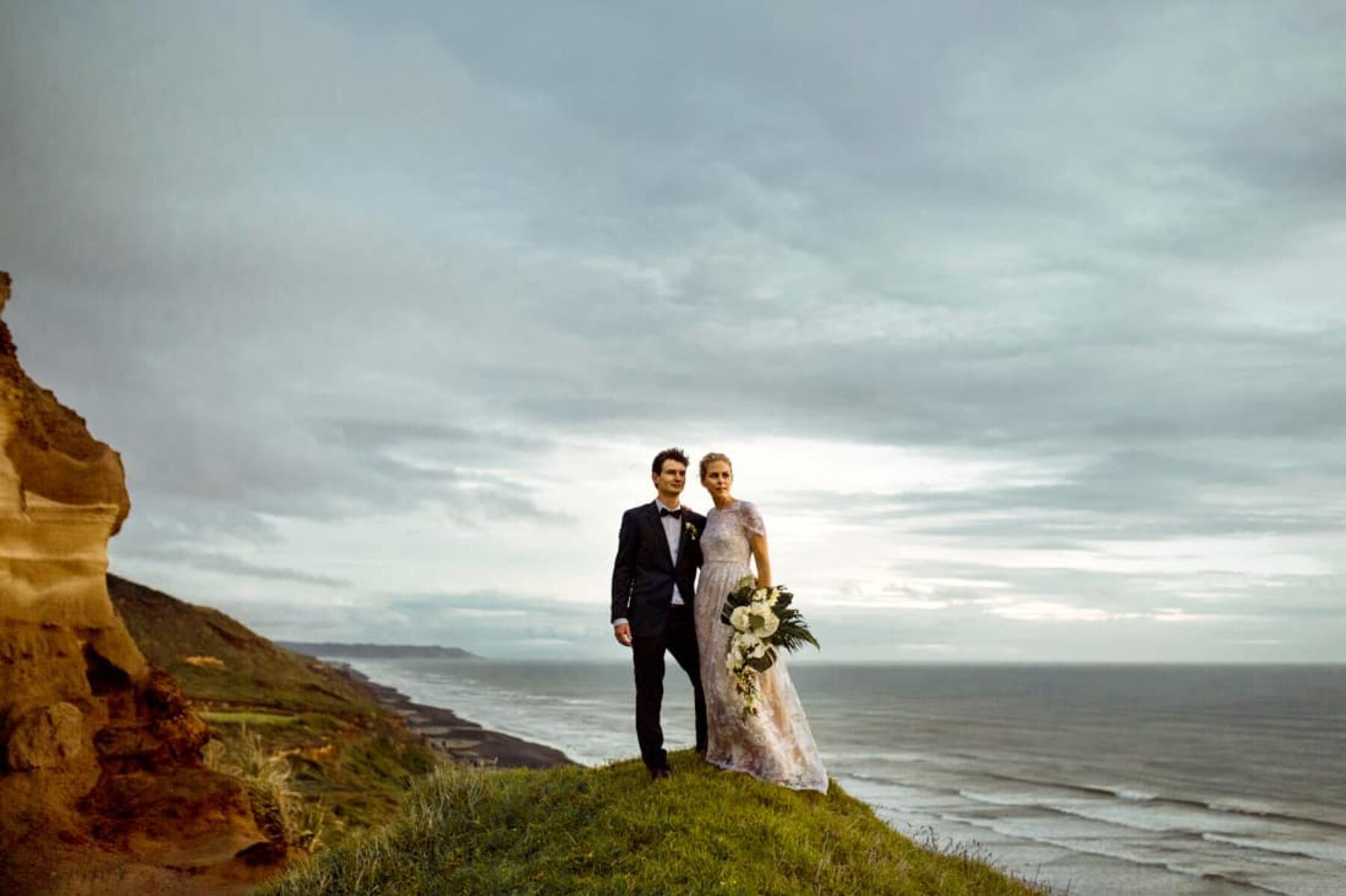 wild Auckland wedding by Avosa Photography