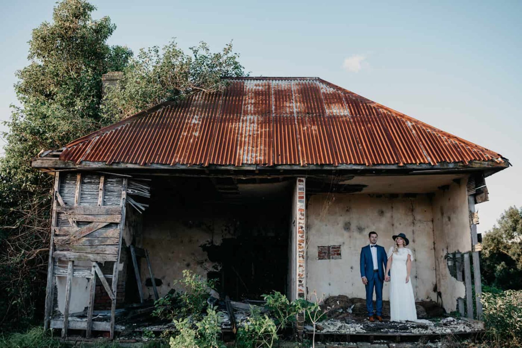 Tuscan-meets-boho wedding Meribee House - photography by Mitch Pohl