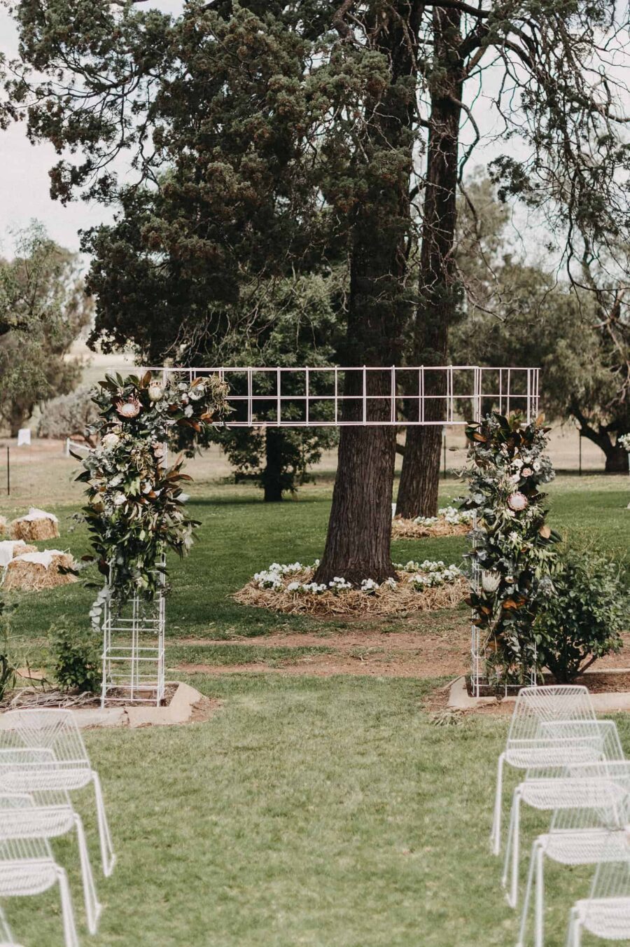 modern farm wedding in country NSW – Lauren Campbell Photography