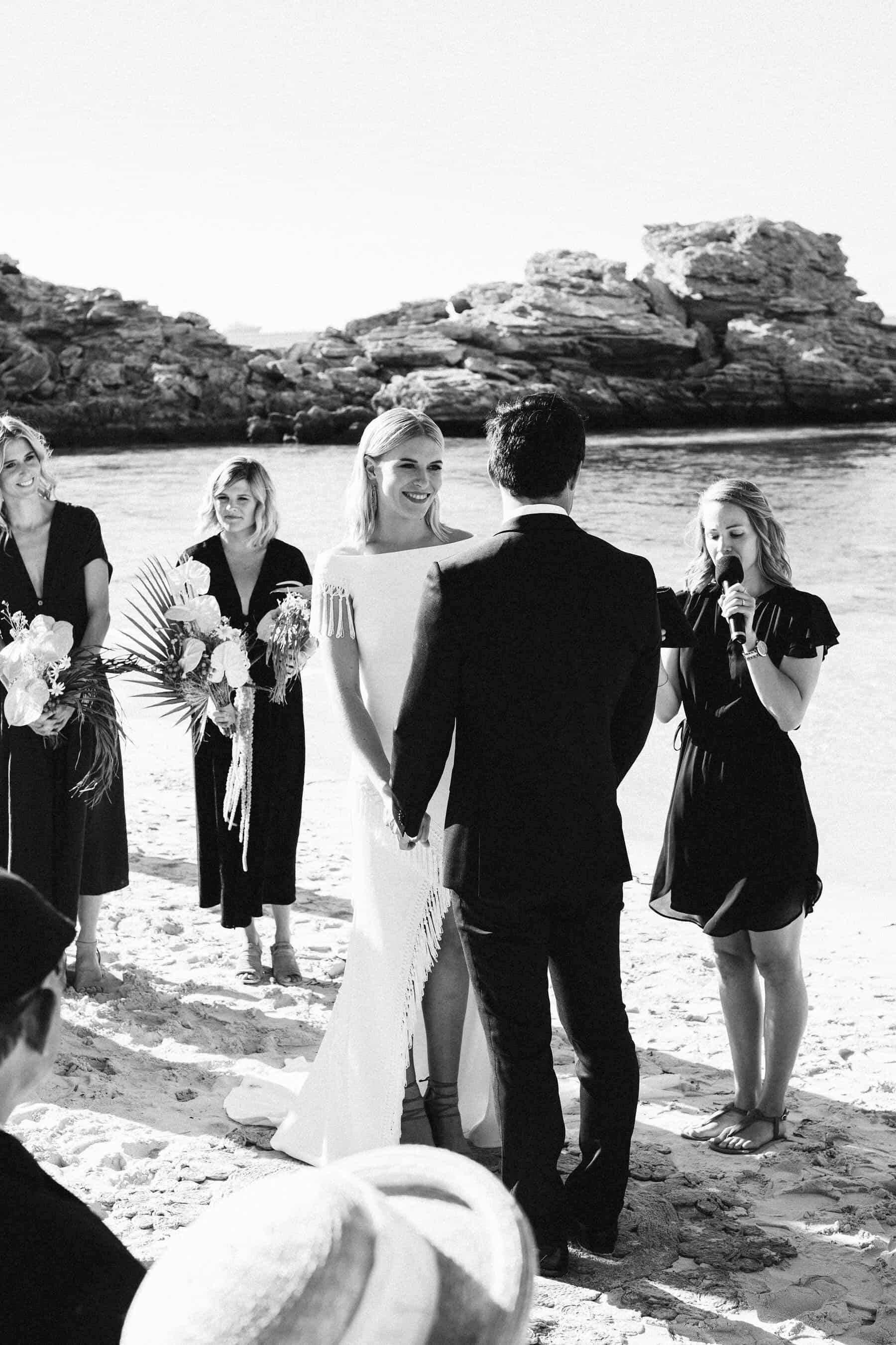 a modern beach wedding on Rottnest Island / photography by Sarah Tonkin