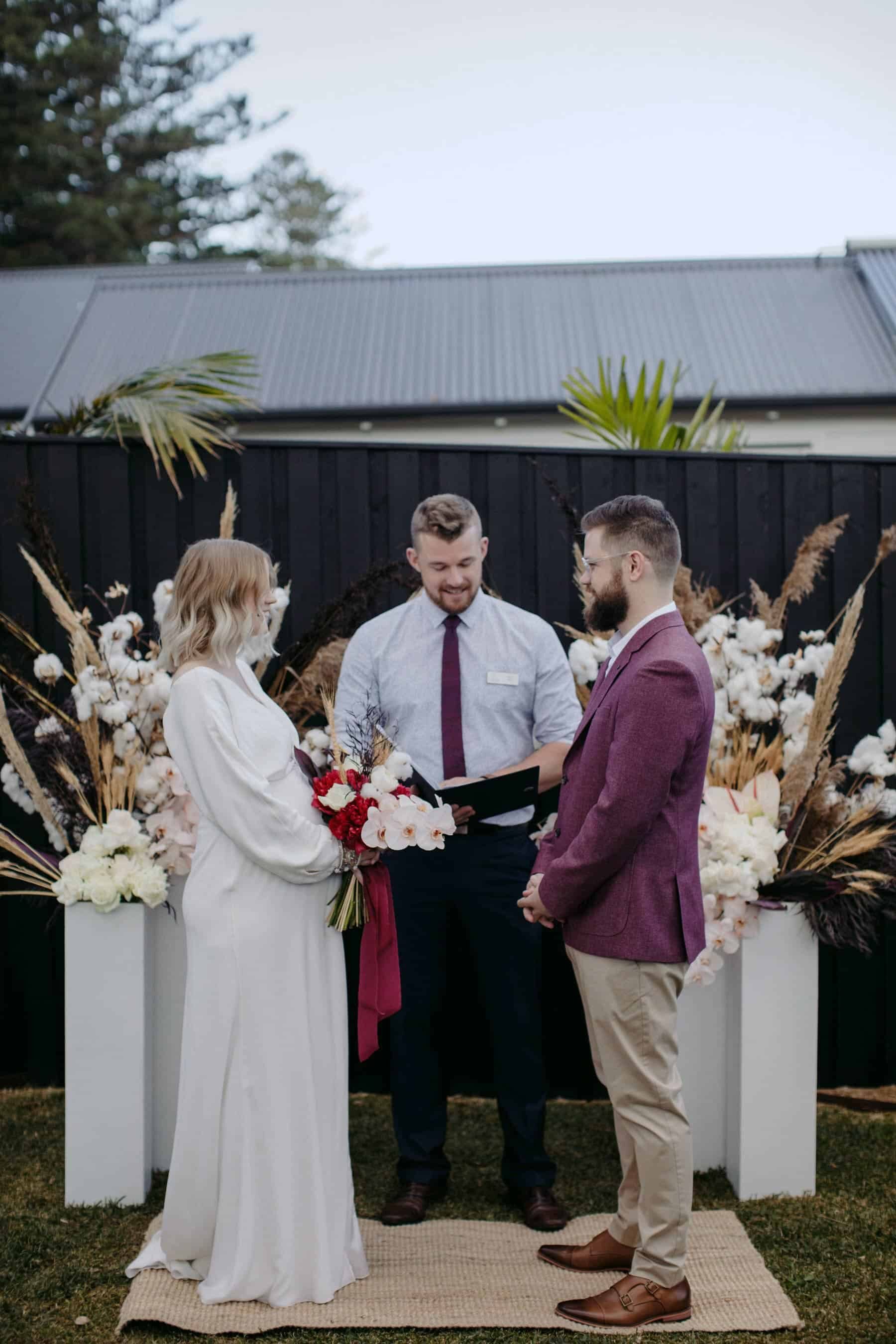 intimate backyard wedding by Mitch Pohl photography