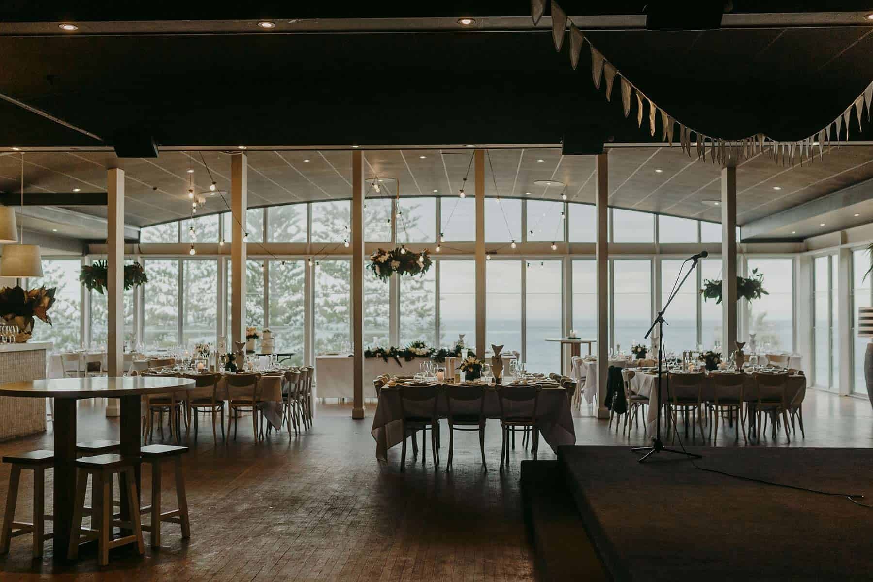 Modern Sydney wedding at Moby Dicks Whale Beach