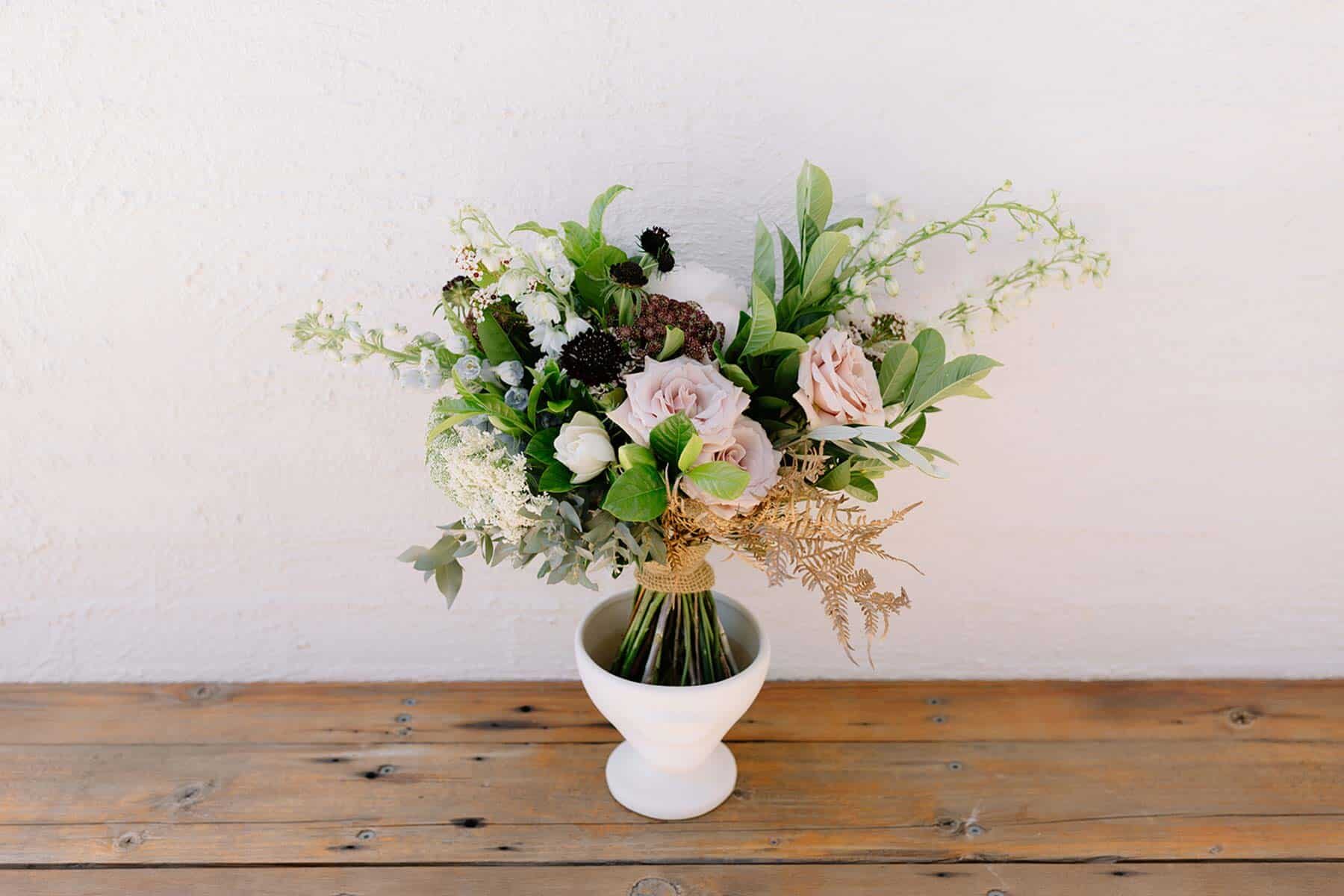 unstructured blush bridal bouquet