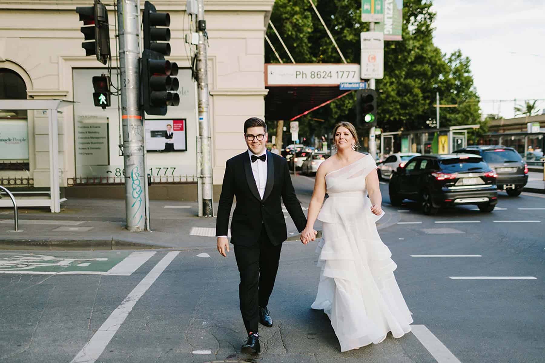 modern Melbourne wedding / photography by Jonathan Ong