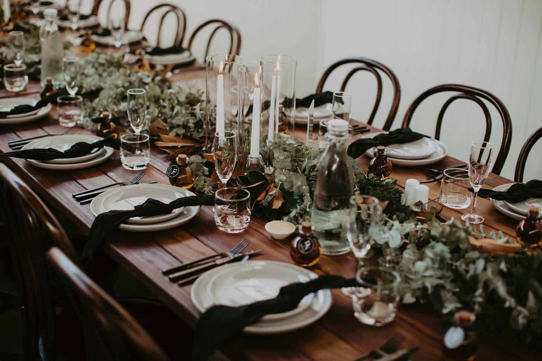 feasting table with foliage runner