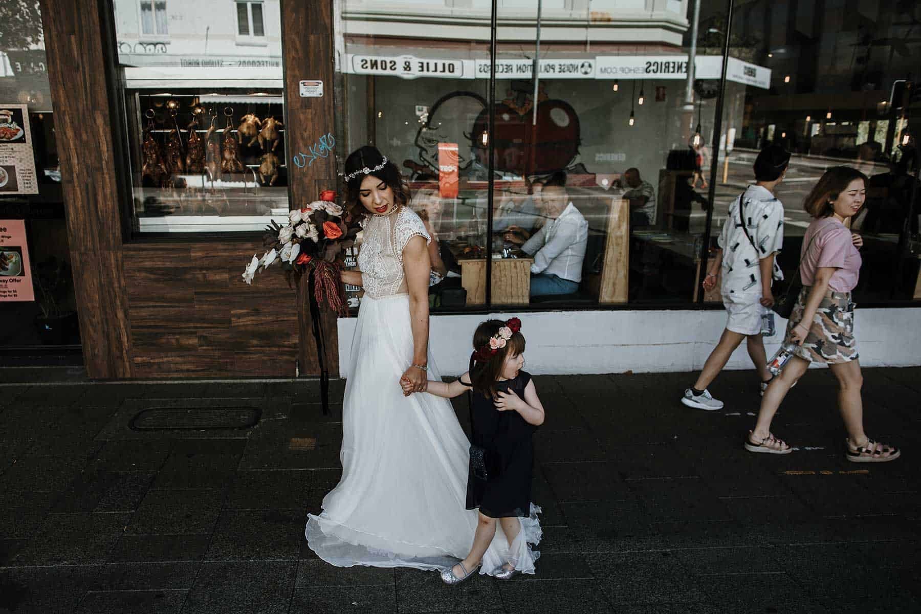 Modern Perth wedding - Flossy Photography