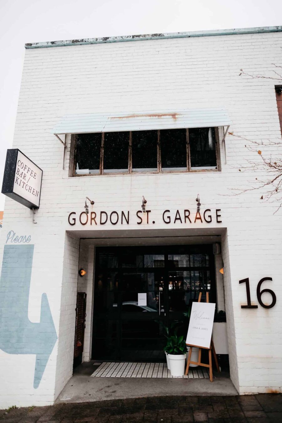 warehouse wedding venue Gordon St Garage, Perth