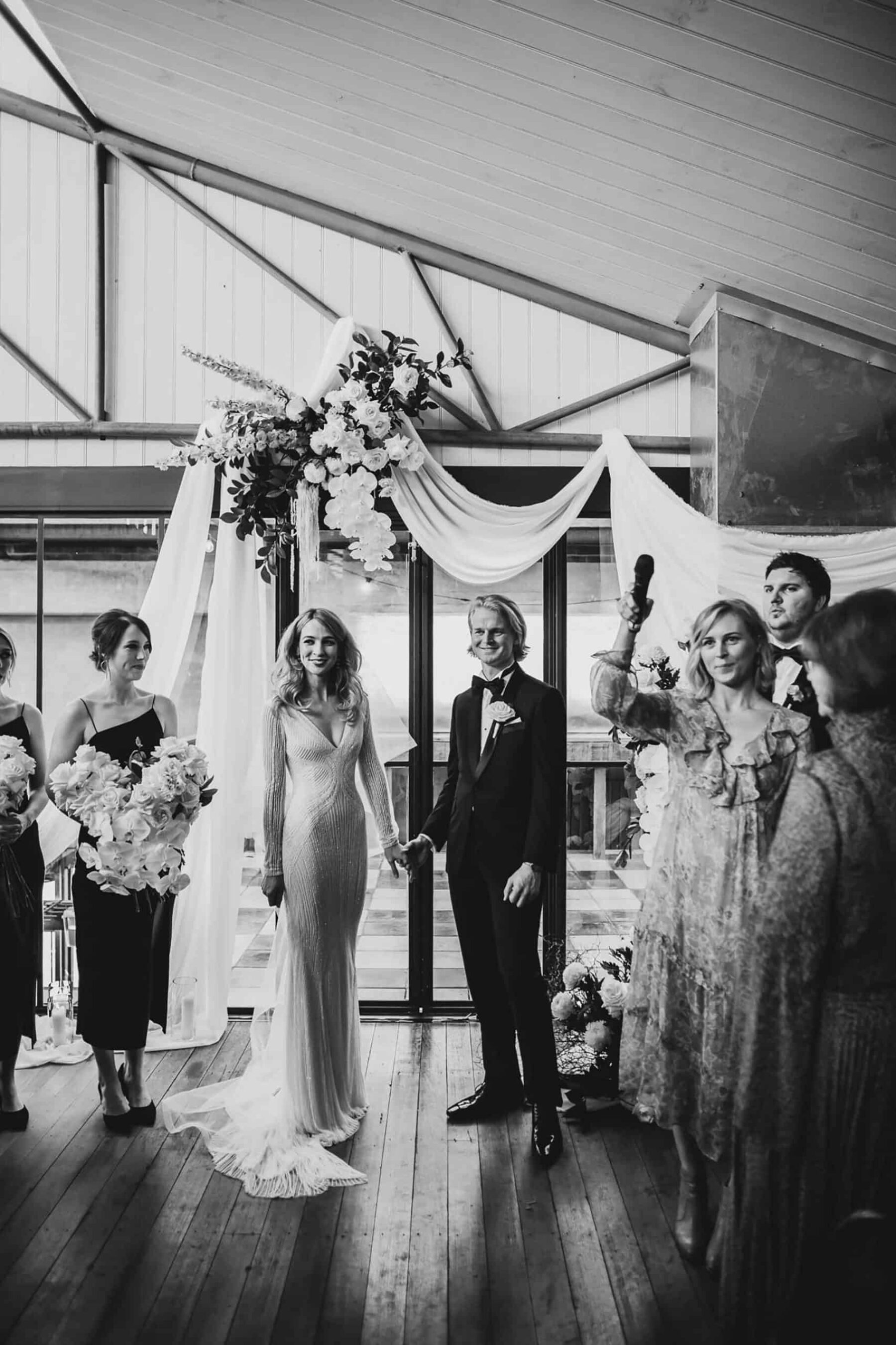 maodern and elegant warehouse wedding at Gordon St Garage, Perth. Photography by Adam Levi Browne