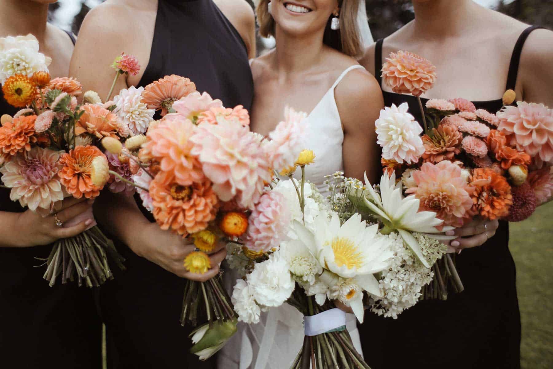 peach and pink bridesmaid bouquet