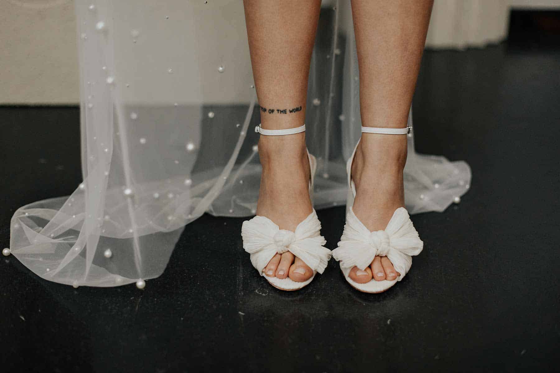 modern white bow bridal shoes