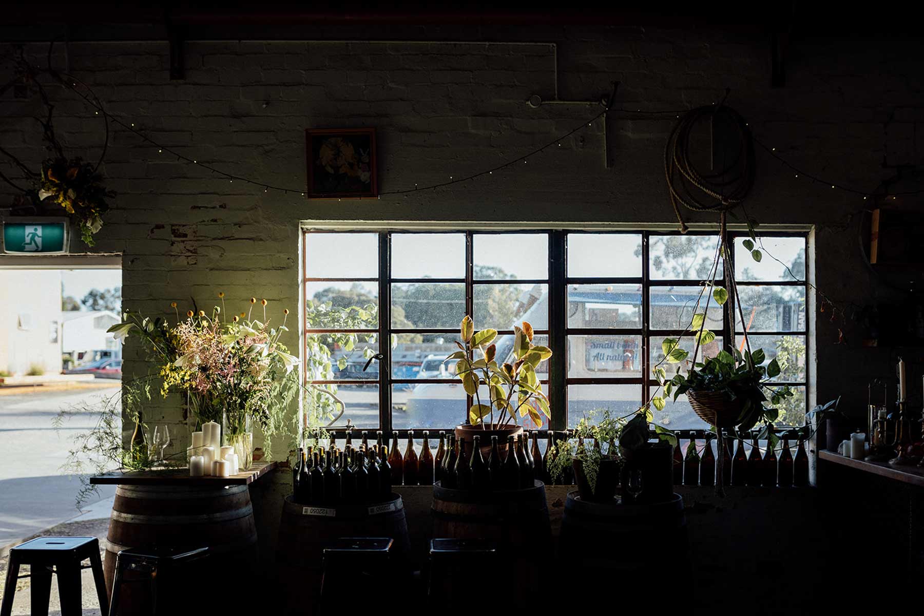 Industrial Castlemaine wedding at Boomtown Winemakers