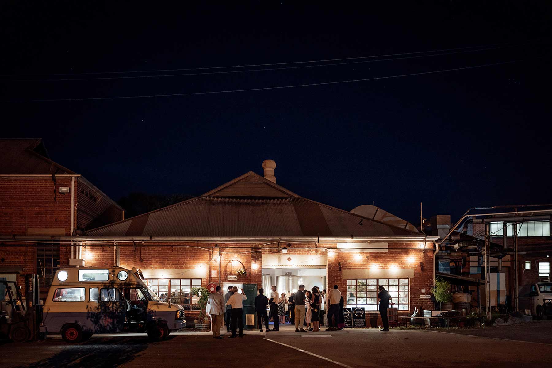 Industrial Castlemaine wedding at Boomtown Winemakers