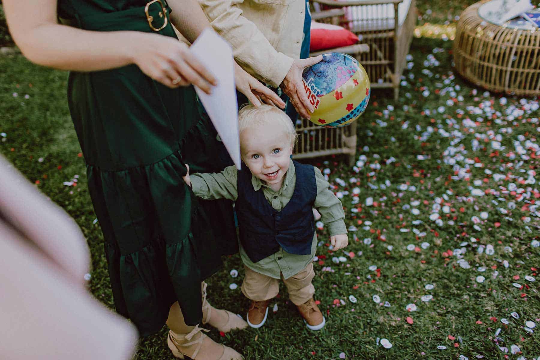 Modern and colourful backyard wedding in Brisbane