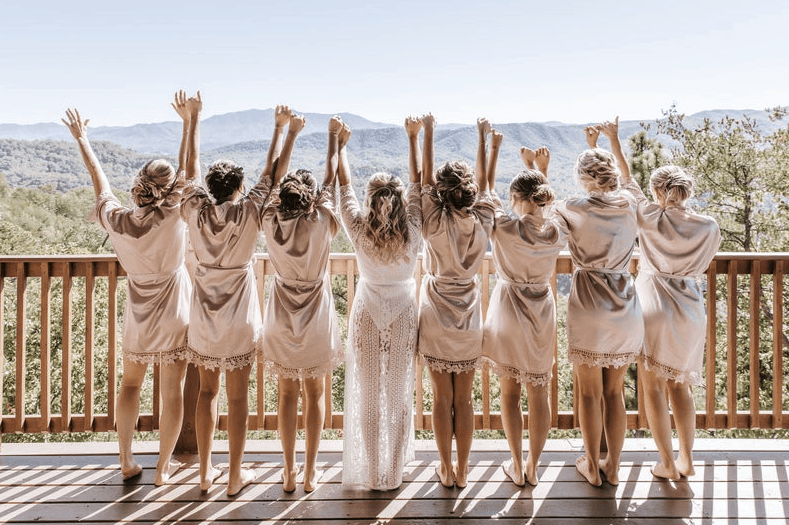 What to Have your Bridesmaids Wear Instead of Robes