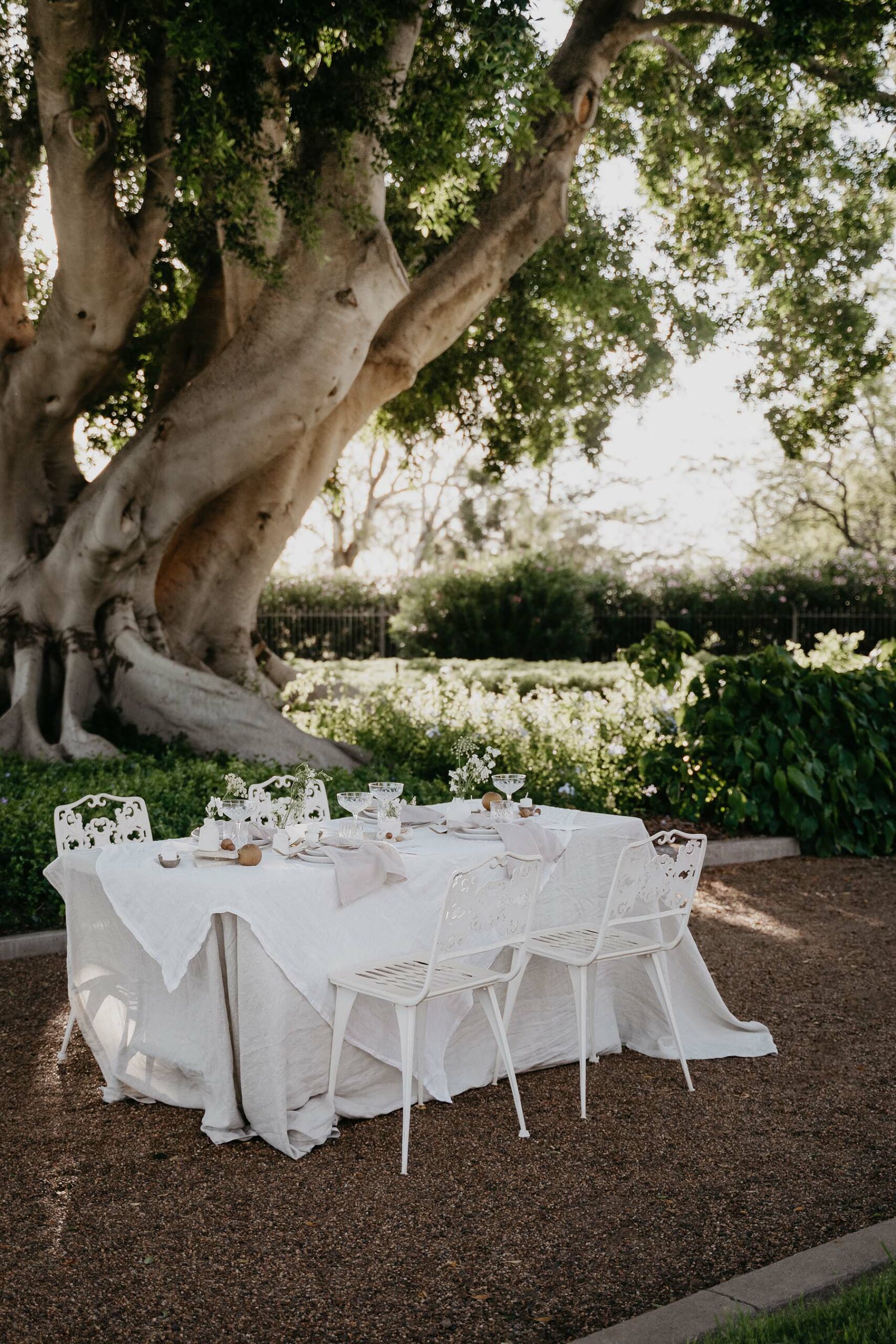 Marry Now, Party Later: A Modern & Fresh Take on The Elopement Trend - Tablescape